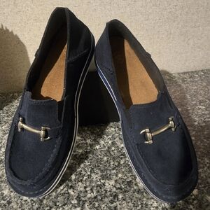 Ariat Women's Navy Suede Loafer 7.5 Closing Closet